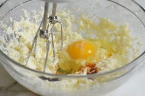 Vanilla And Eggs